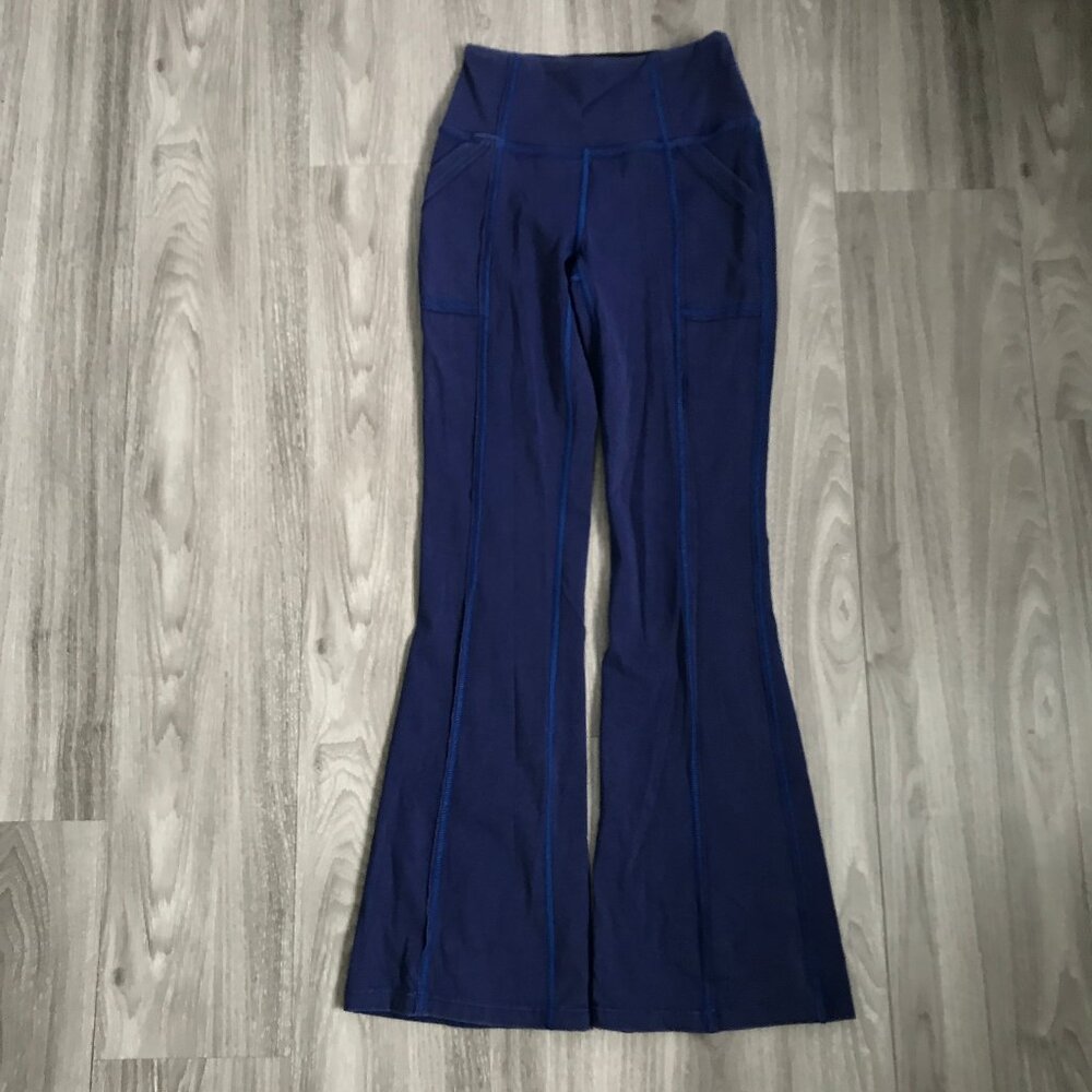 FREE PEOPLE MOVEMENT FLARED PANT BLUE WIDE LEG YOGA CASUAL STRETCH XS